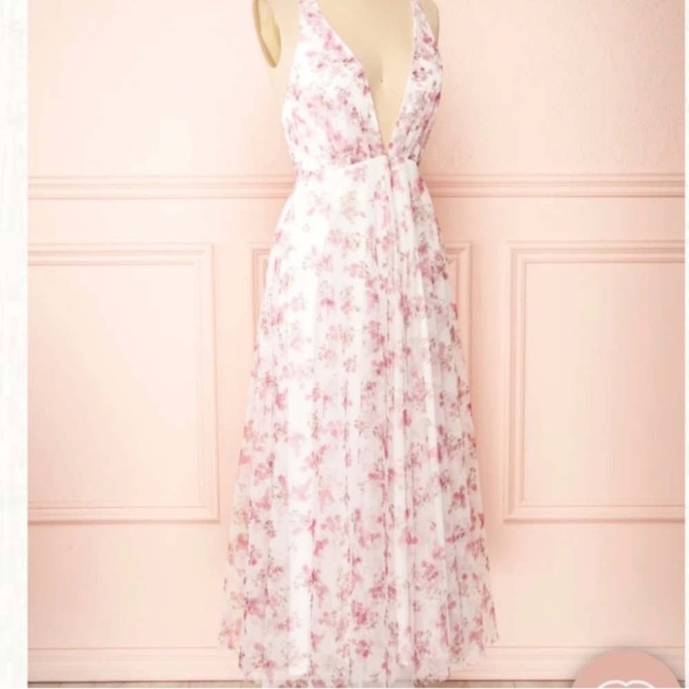 Sasha tulle Maxi summer dress for occasion in white and pink.